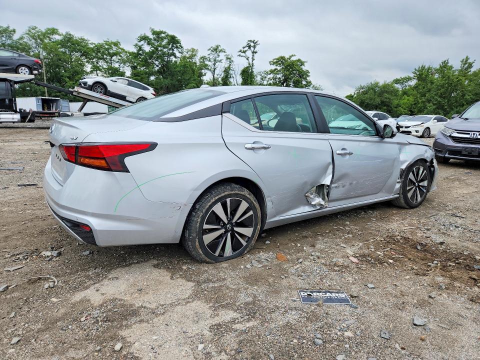 Photo 3 from auction – 2021 NISSAN ALTIMA with VIN 1N4BL4DV1MN416764