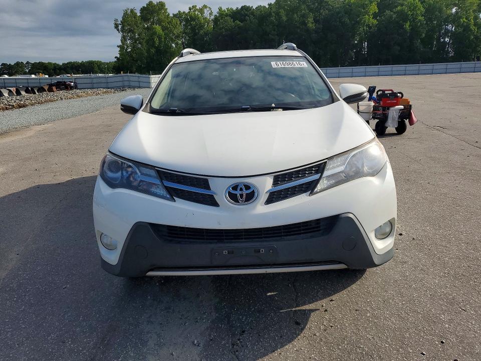 Photo 5 from auction – 2013 TOYOTA RAV4 with VIN JTMRFREV9DD017361