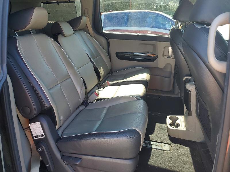 Photo 11 from auction – 2016 KIA SEDONA with VIN KNDMC5C11G6187251
