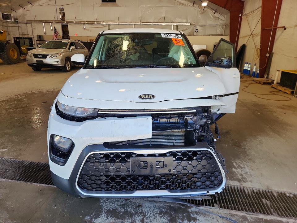 Photo 5 from auction – 2020 KIA SOUL with VIN KNDJ23AU5L7002582