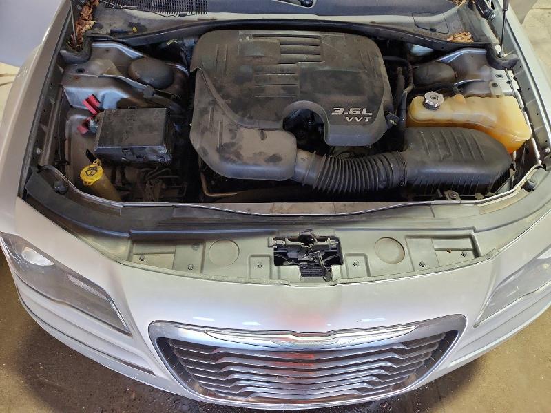 Photo 11 from auction – 2014 CHRYSLER 300 S with VIN 2C3CCAGG1EH383323