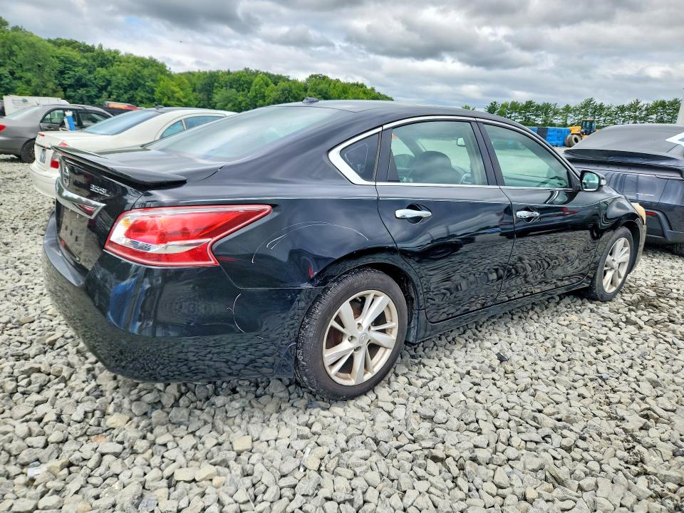 Photo 3 from auction – 2013 NISSAN ALTIMA with VIN 1N4BL3AP5DN477647