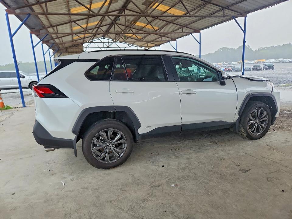 Photo 3 from auction – 2025 TOYOTA RAV4 with VIN 4T3B6RFVXSU176079