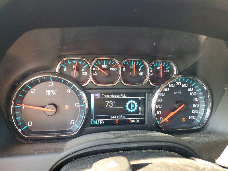 Photo 9 from auction – 2018 CHEVROLET SUBURBAN with VIN 1GNSCHKC4JR143804
