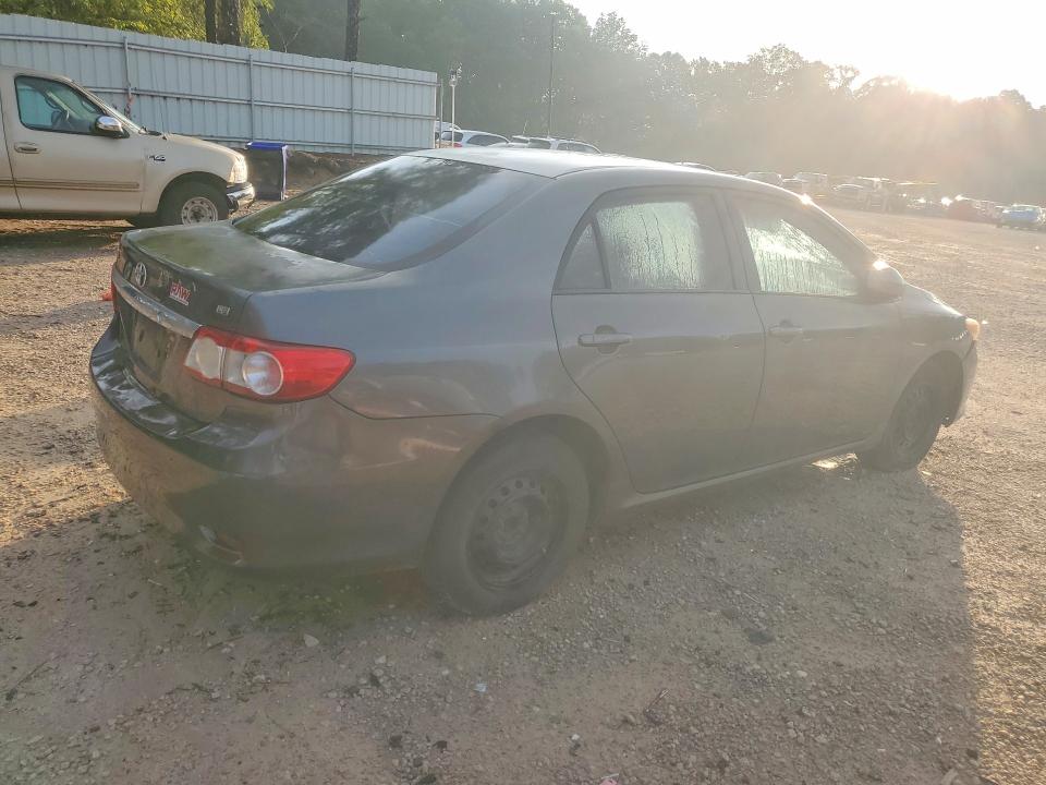 Photo 3 from auction – 2011 TOYOTA COROLLA with VIN 2T1BU4EE8BC571303