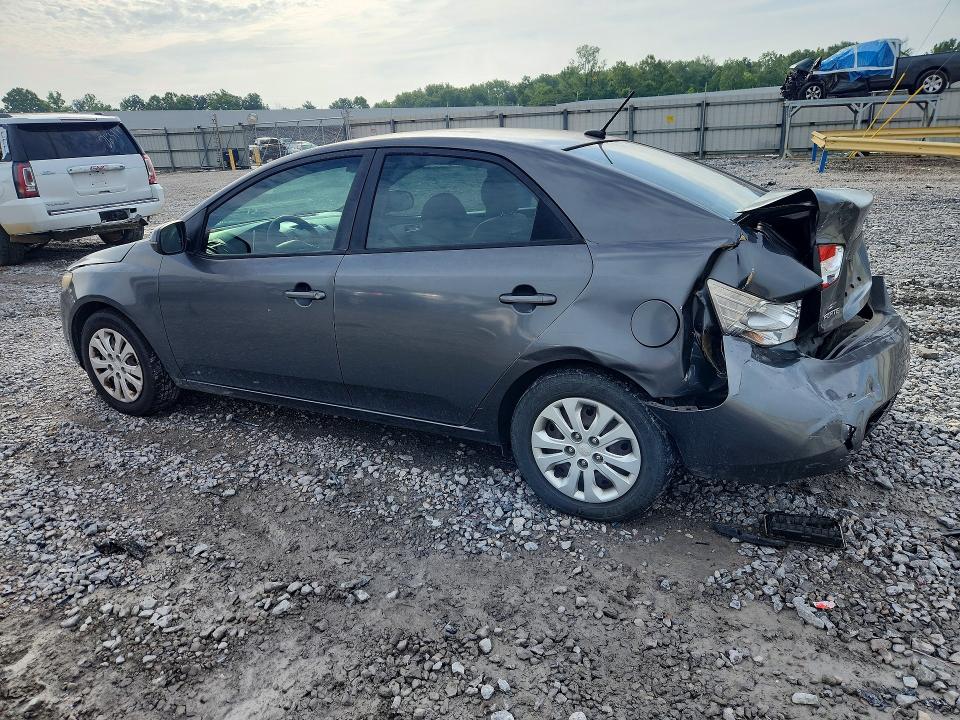 Photo 2 from auction – 2013 KIA FORTE EX with VIN KNAFU4A28D5683884