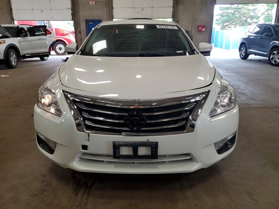 Photo 5 from auction – 2014 NISSAN ALTIMA with VIN 1N4AL3AP3EC165304