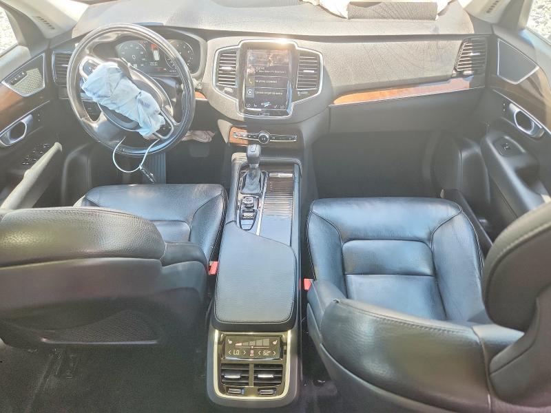 Photo 8 from auction – 2017 VOLVO XC90 with VIN YV4A22PK5H1174487