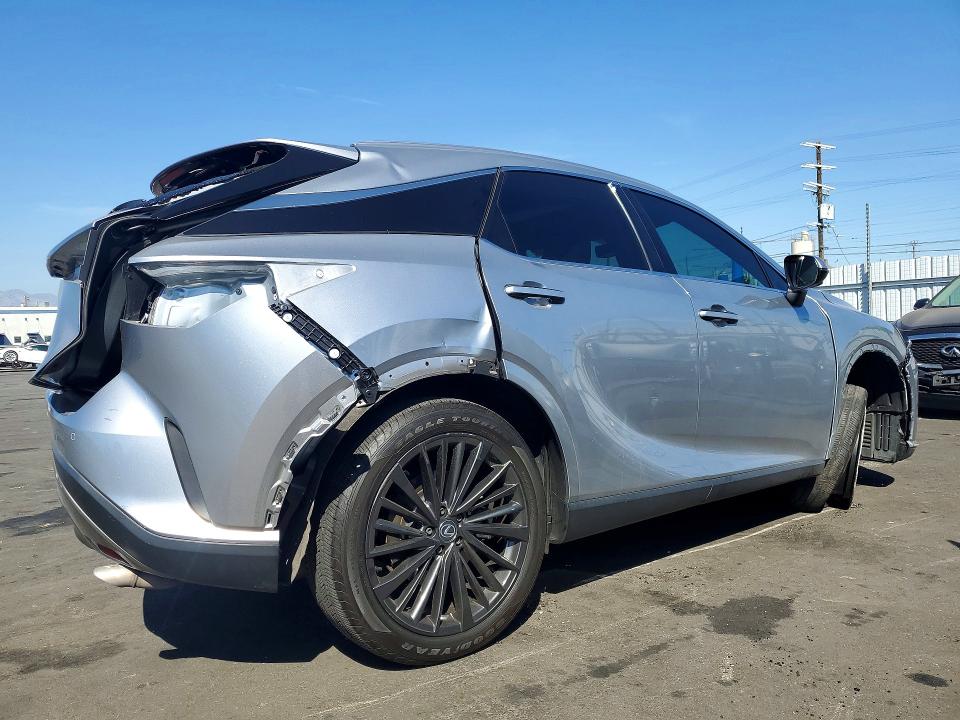 Photo 3 from auction – 2024 LEXUS RX 350 with VIN 2T2BAMBA0RC046817