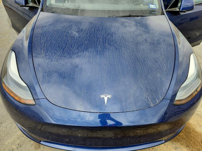 Photo 11 from auction – 2022 TESLA MODEL Y with VIN 7SAYGDEF3NF393720