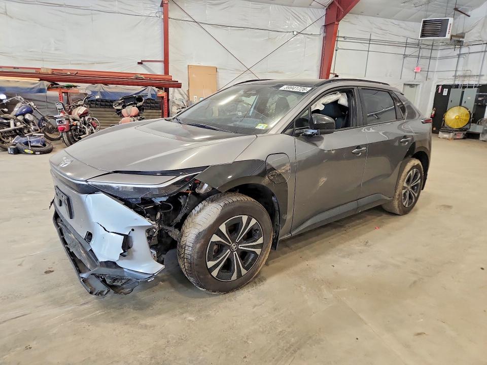 2025 TOYOTA BZ4X