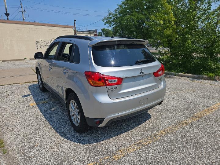 Photo 3 from auction – 2015 MITSUBISHI RVR with VIN 4A4AJ4AWXFE607829