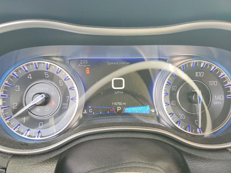 Photo 9 from auction – 2016 CHRYSLER 300C with VIN 2C3CCAKG3GH261704