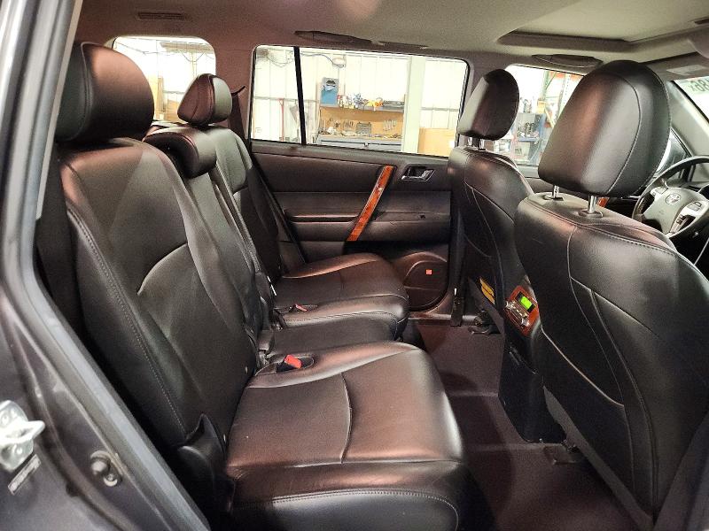 Photo 11 from auction – 2011 TOYOTA HIGHLANDER with VIN 5TDDK3EH4BS084884