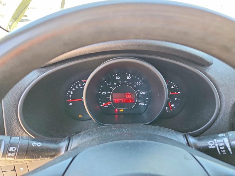 Photo 9 from auction – 2014 KIA SOUL with VIN KNDJN2A28E7708495