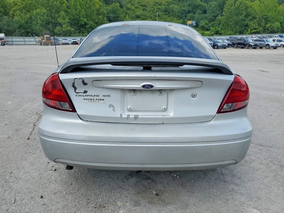 Photo 6 from auction – 2005 FORD TAURUS with VIN 1FAFP53U95A292546