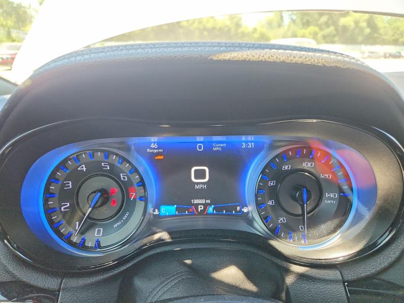 Photo 9 from auction – 2017 CHRYSLER 300 with VIN 2C3CCAGG3HH637618