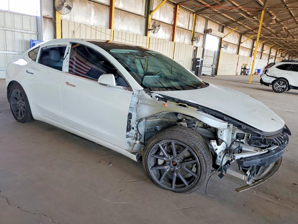 Photo 4 from auction – 2019 TESLA MODEL 3 with VIN 5YJ3E1EB6KF510520