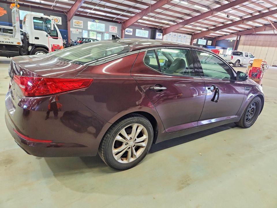 Photo 3 from auction – 2012 KIA OPTIMA with VIN 5XXGN4A73CG038716