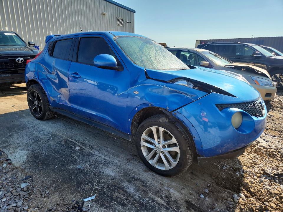 Photo 4 from auction – 2012 NISSAN JUKE with VIN JN8AF5MV5CT113374