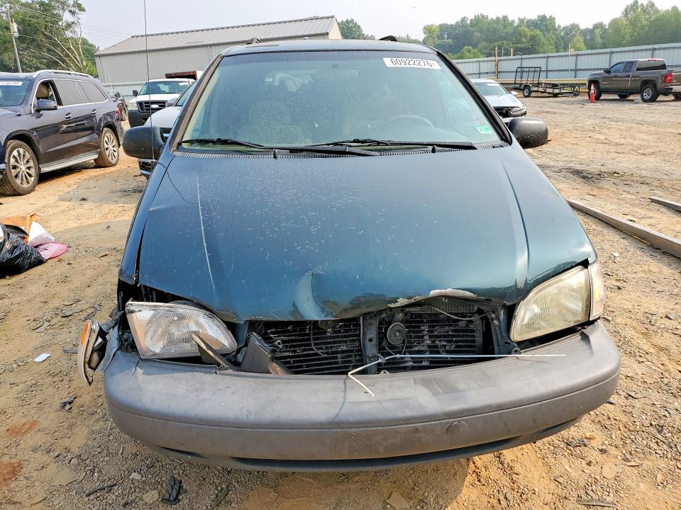 Photo 5 from auction – 1998 TOYOTA SIENNA with VIN 4T3ZF13C9WU079237
