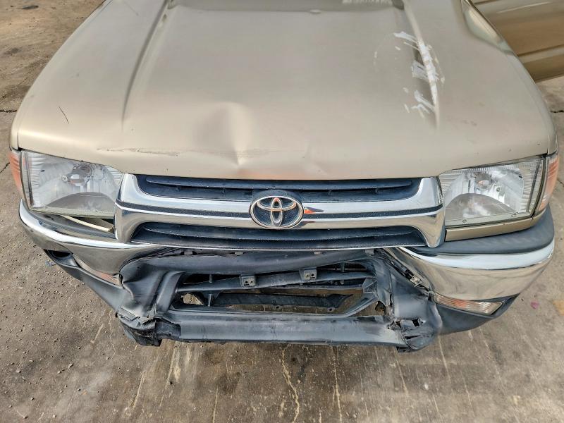 Photo 12 from auction – 2002 TOYOTA 4RUNNER with VIN JT3GN86RX20222461