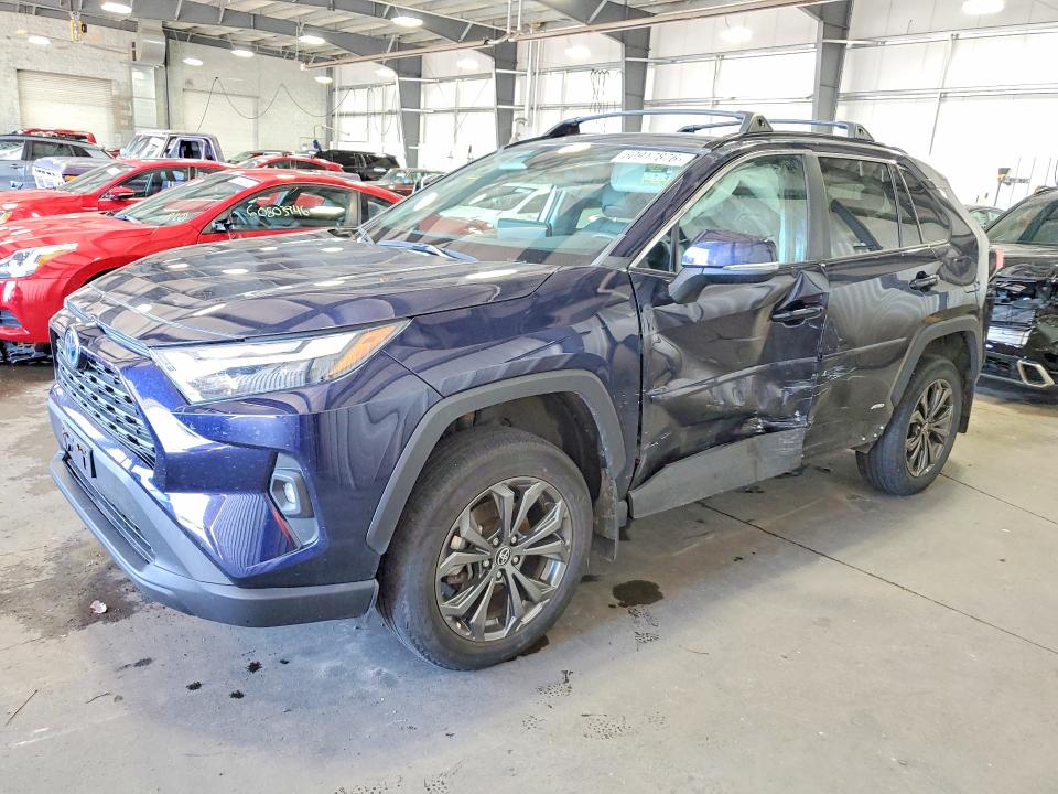 TOYOTA RAV4 2023 z numerem VIN 4T3B6RFV5PU130845 - Zdjęcie z aukcji