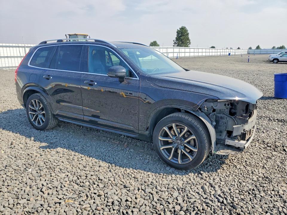 Photo 4 from auction – 2017 VOLVO XC90 with VIN YV4A22PK0H1176793