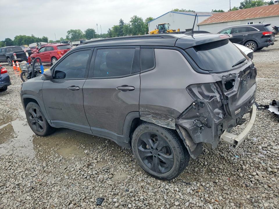 Photo 2 from auction – 2019 JEEP COMPASS with VIN 3C4NJCBB5KT756142