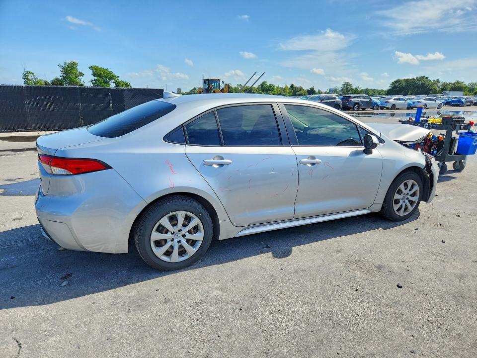 Photo 3 from auction – 2022 TOYOTA COROLLA with VIN JTDEPMAE2N3023563