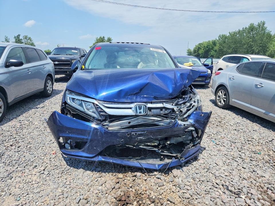 Photo 5 from auction – 2019 HONDA ODYSSEY with VIN 5FNRL6H73KB042878