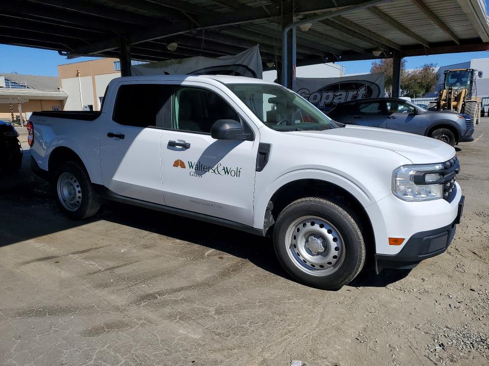 Photo 4 from auction – 2022 FORD MAVERICK with VIN 3FTTW8E94NRA10183
