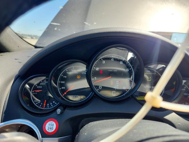 Photo 9 from auction – 2014 PORSCHE CAYENNE with VIN WP1AA2A27ELA92645