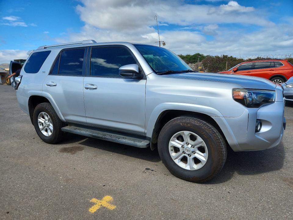 Photo 4 from auction – 2016 TOYOTA 4RUNNER with VIN JTEZU5JR2G5133437