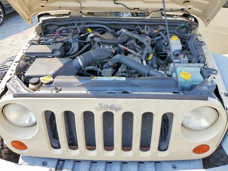 صورة رقم 12 من المزاد - 2011 JEEP WRANGLER مع VIN 1J4AA2D17BL525312