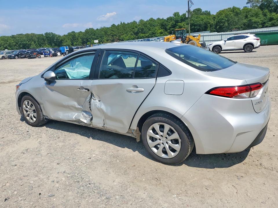 Photo 2 from auction – 2023 TOYOTA COROLLA with VIN 5YFB4MDE9PP043701