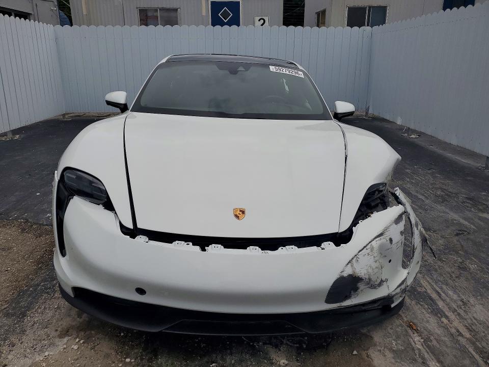 Photo 5 from auction – 2022 PORSCHE TAYCAN with VIN WP0AA2Y15NSA15165