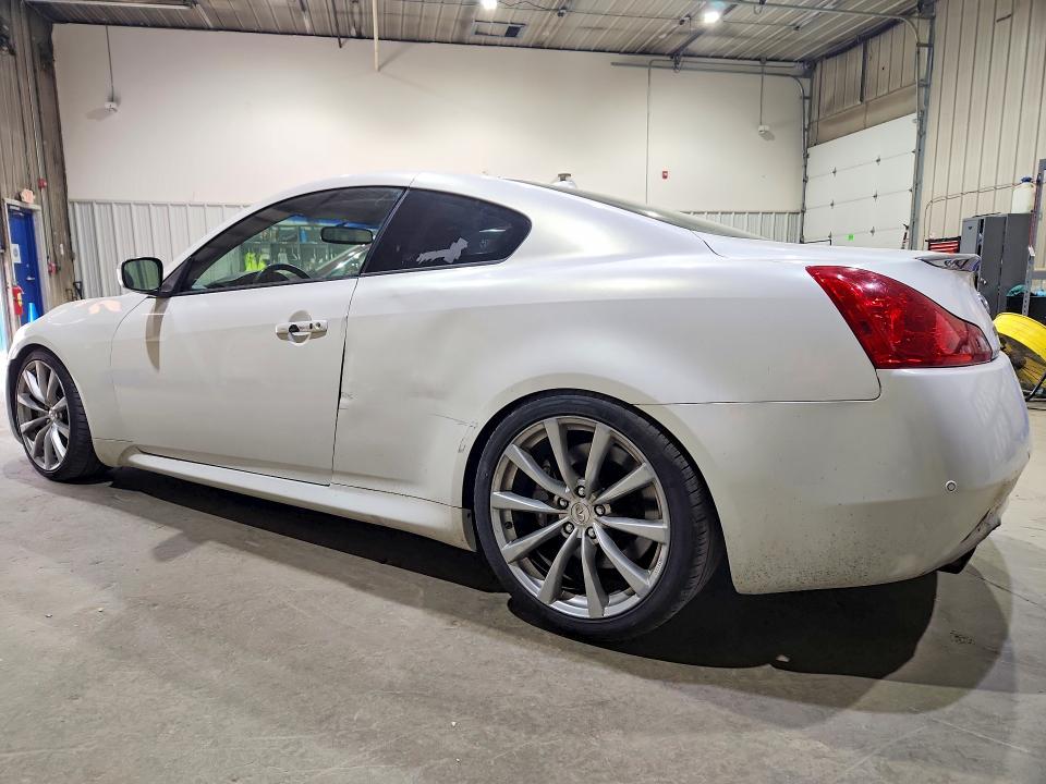 Снимка 2 от търг – 2010 INFINITI G37 COUPE с VIN JN1CV6EKXAM105184