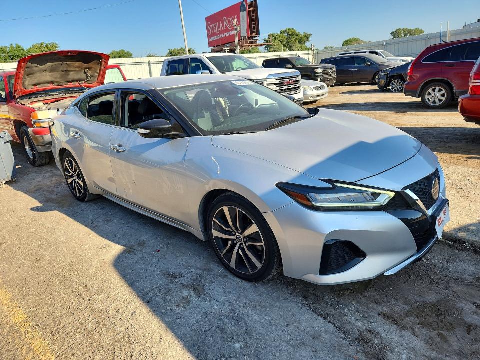Photo 4 from auction – 2021 NISSAN MAXIMA with VIN 1N4AA6CV6MC514005