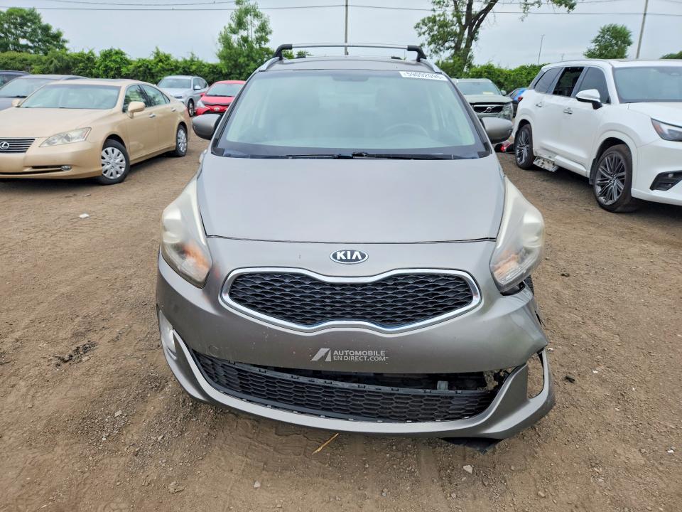 Photo 5 from auction – 2016 KIA RONDO with VIN KNAHT8A39G7126003