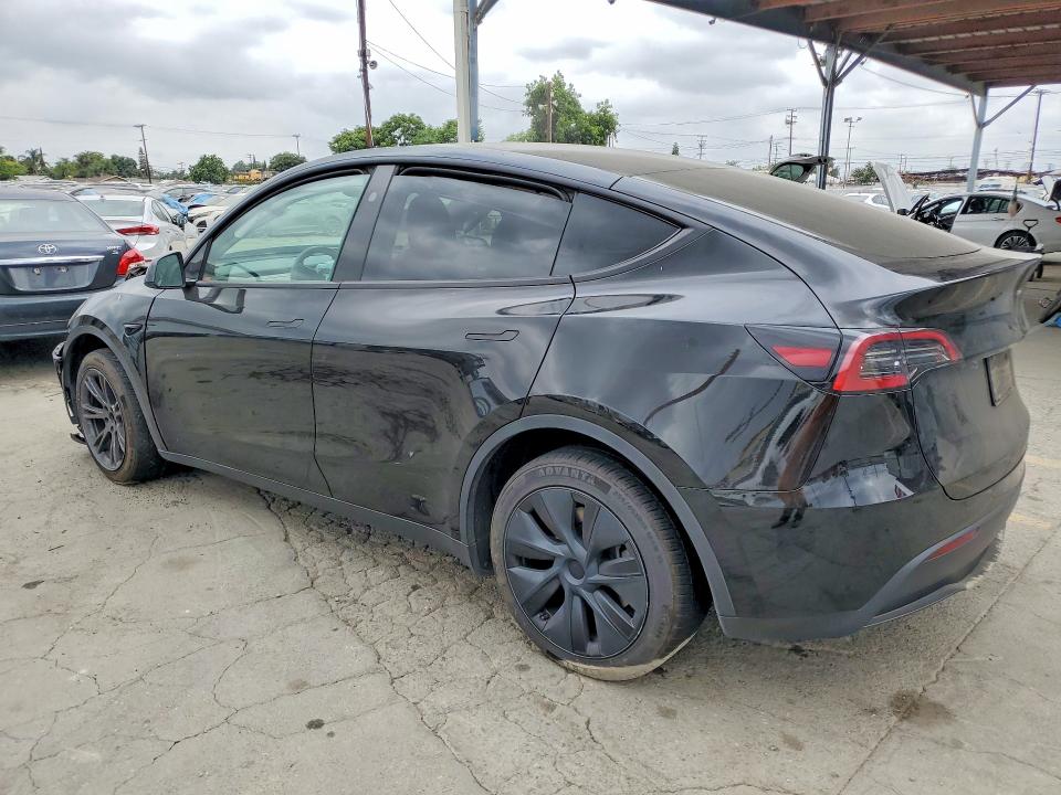 Photo 2 from auction – 2024 TESLA MODEL Y with VIN 7SAYGDEDXRF199187