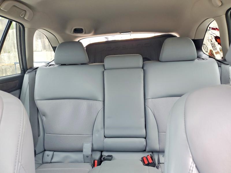 Photo 10 from auction – 2018 SUBARU OUTBACK with VIN 4S4BSENC2J3296864