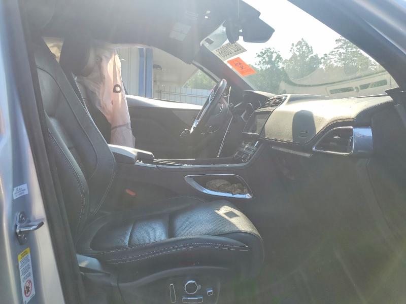 Photo 7 from auction – 2020 JAGUAR F-PACE with VIN SADCM2FV4LA637721