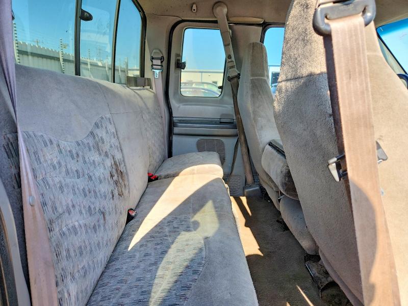 Photo 10 from auction – 2000 FORD F250 with VIN 1FTNX20S5YEA47618