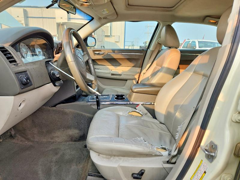 Photo 7 from auction – 2008 CHRYSLER 300 with VIN 2C3KA53G68H131716