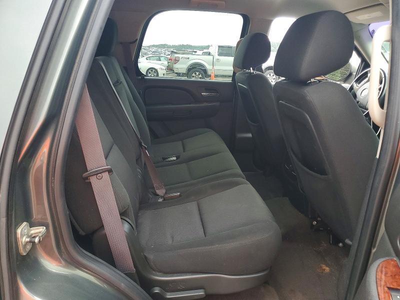 Photo 11 from auction – 2011 CHEVROLET TAHOE with VIN 1GNSCAE00BR155135