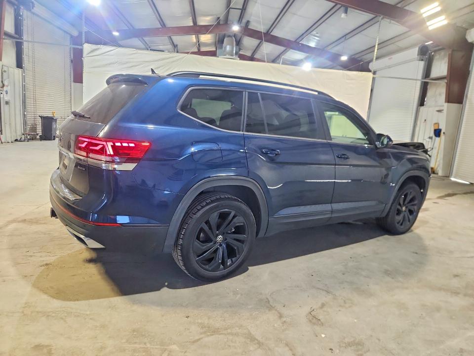 Photo 3 from auction – 2023 VOLKSWAGEN ATLAS with VIN 1V2KR2CA9PC534295