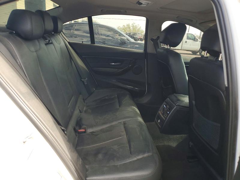 Photo 10 from auction – 2014 BMW 328 with VIN WBA3A5C57EP601996