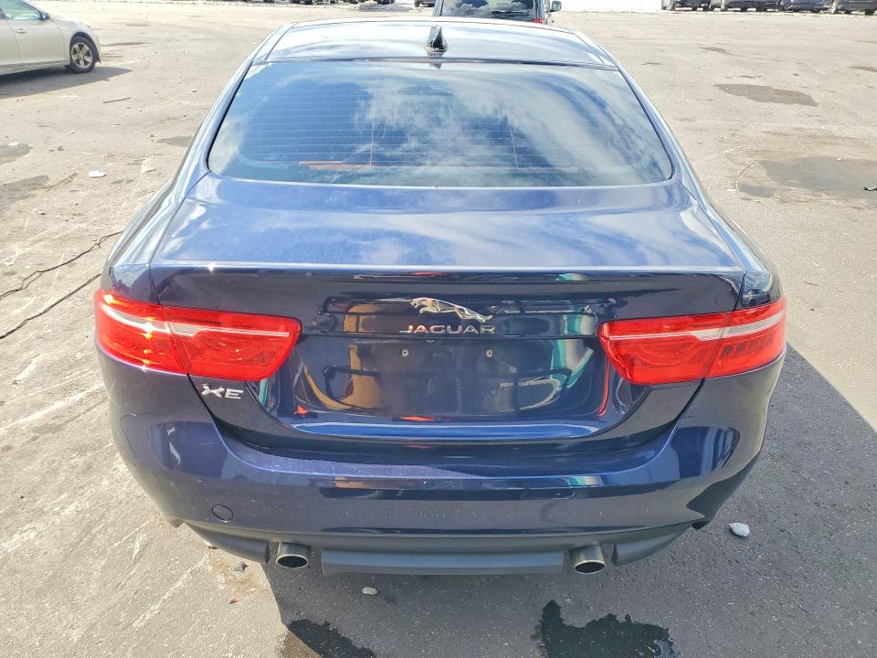Photo 6 from auction – 2019 JAGUAR XE with VIN SAJAD4FX9KCP52190