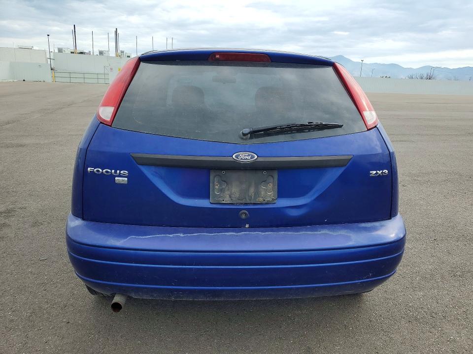 Photo 6 from auction – 2005 FORD FOCUS with VIN 3FAHP31N15R161996